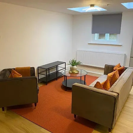2 2 Bedrooms, Sleeps X 6