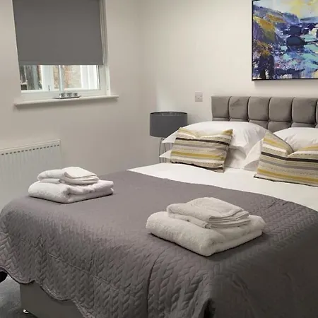 2 2 Bedrooms, Sleeps X 6 Сasa de vacaciones York